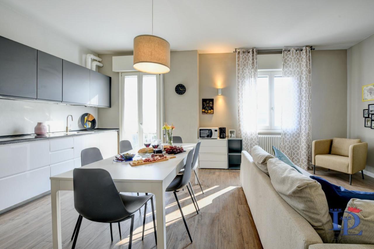 Desenzanoloft Official Partner Marriott Homes & Villas - Bacco Family Apartment Desenzano del Garda Exteriör bild