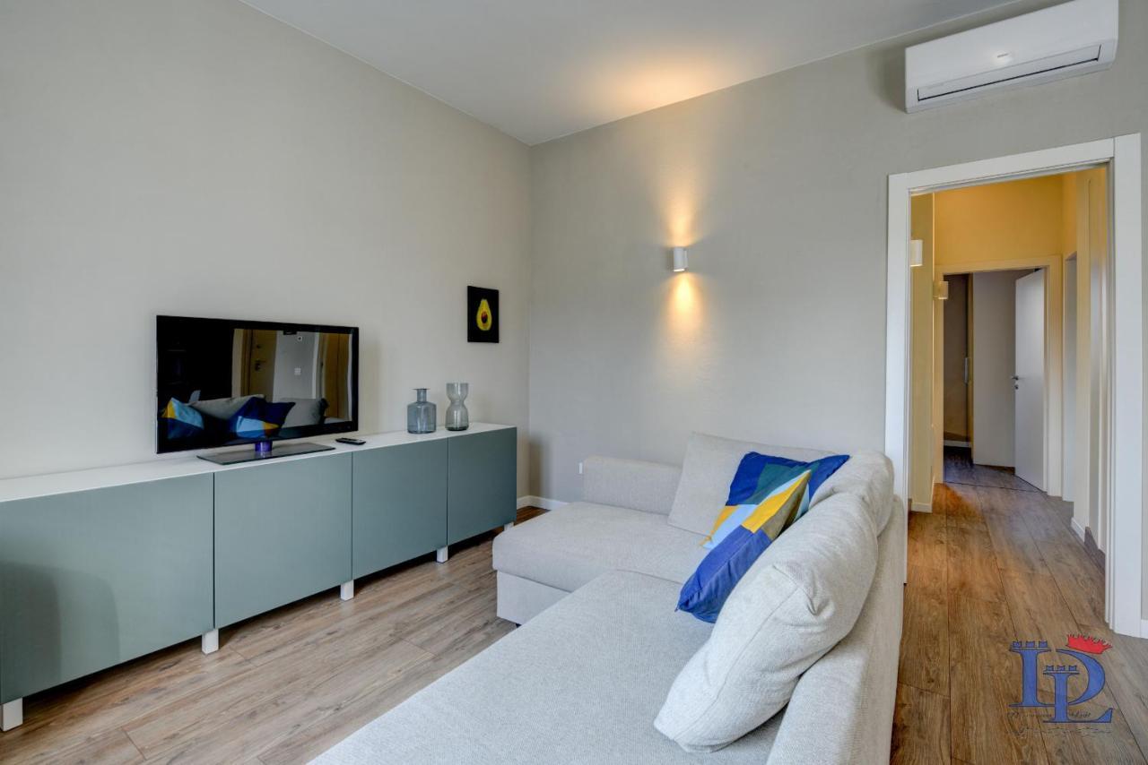 Desenzanoloft Official Partner Marriott Homes & Villas - Bacco Family Apartment Desenzano del Garda Exteriör bild