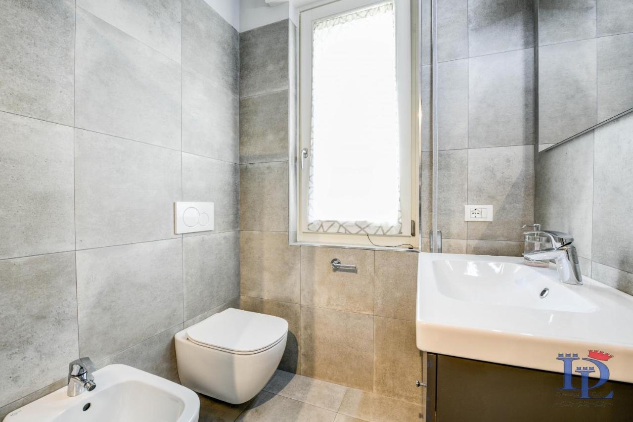 Desenzanoloft Official Partner Marriott Homes & Villas - Bacco Family Apartment Desenzano del Garda Exteriör bild