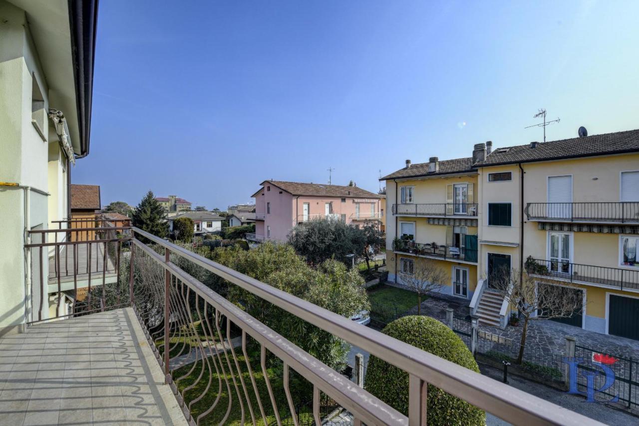 Desenzanoloft Official Partner Marriott Homes & Villas - Bacco Family Apartment Desenzano del Garda Exteriör bild